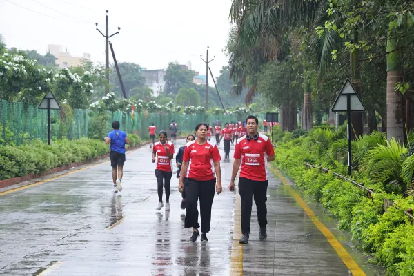 Walkers together on the course